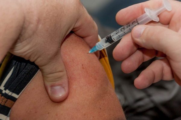 Vaccinul împotriva zonei zoster: O nouă speranță în lupta împotriva îmbătrânirii