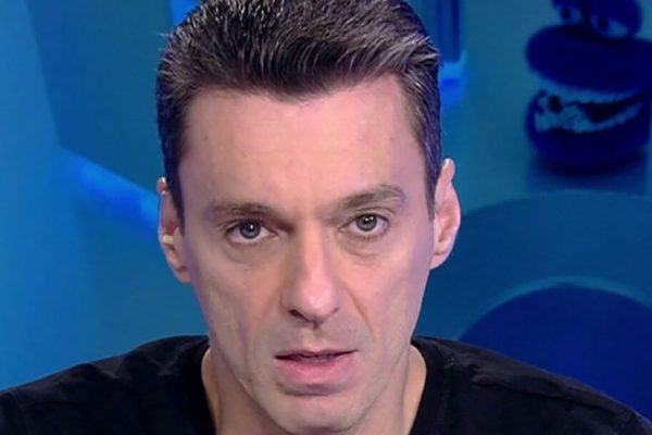Mircea Badea și Fake News: O Analiză a Impactului Dezinformării în Era Digitală