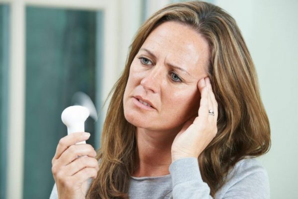 Impactul Menopauzei Asupra Creierului: O Analiză Detaliată a Studiilor Recentelor și Implicațiile Acestora
