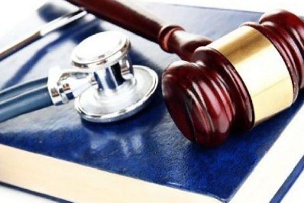 Controversa Finanțelor în Sănătate: Cazul Medicului Oftalmolog din Iași și Implicațiile Sale