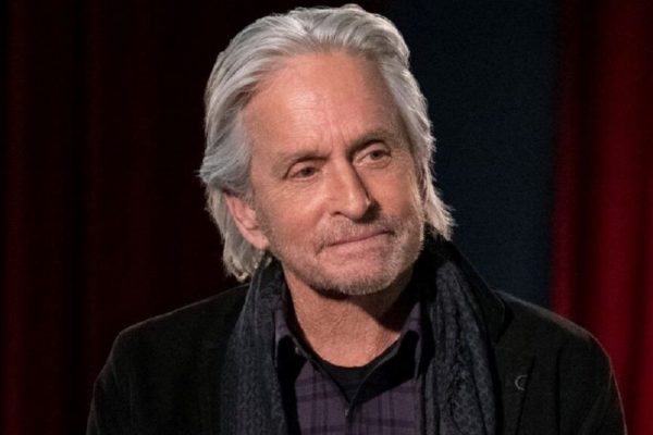 Michael Douglas: Povestea supraviețuirii și impactul cancerului oral asupra conștientizării publice