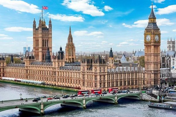 Schimbări Importante în Condițiile de Călătorie pentru Români în Marea Britanie: Ce Trebuie Să Știi