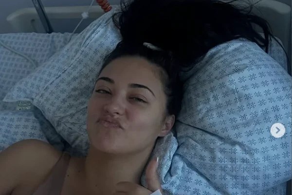 Riscurile Procedurilor Estetice: Cazul Laurette și Impactul Aquafilling-ului Asupra Sănătății