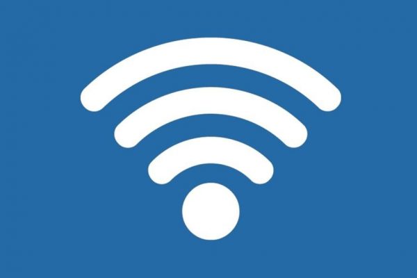 Pericolele WiFi-ului Public: De Ce Este Esențial Să Îți Dezactivezi Rețeaua Când Pleci de Acasă