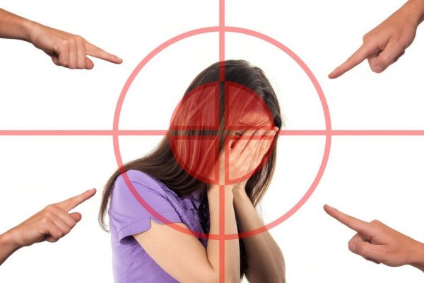 Remedii Naturale pentru Migrene: Cele Mai Eficiente Ceaiuri din Plante