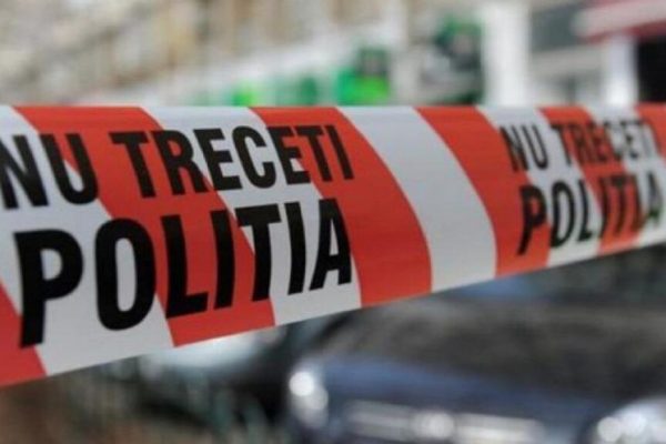 Tragedie în Cenad: Accidentul unui adolescent pe terenul de fotbal stârnește îngrijorări legate de siguranța copiilor