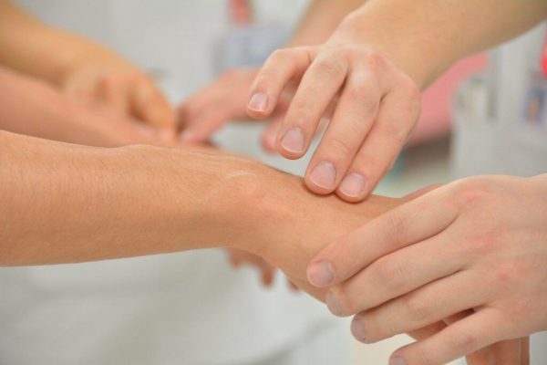Deficiențele Nutriționale și Pulsul Accelerat: O Legătură Esențială Pentru Sănătatea Ta