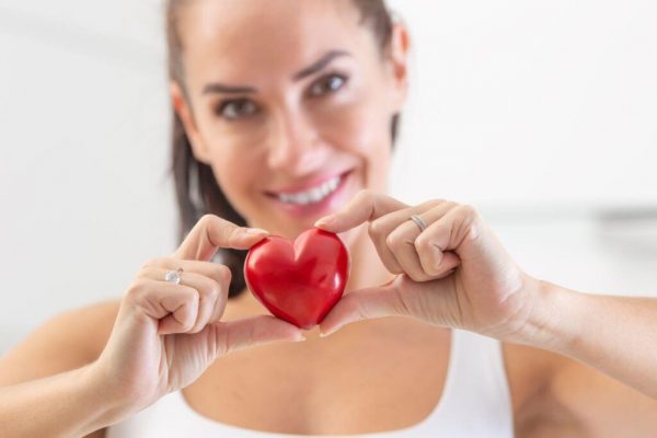 Gustări Sănătoase pentru o Inimă Puternică: Recomandările Cardiologilor