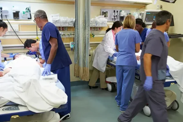 Victorie pentru cadrele medicale: Gărzile, recunoscute ca vechime în muncă