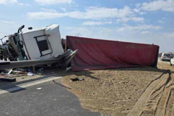 Accident grav pe A1 București – Pitești: Consecințele unui TIR răsturnat la Bolintin-Deal