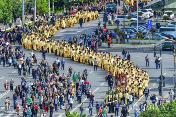 Pelerinajul de Florii 2026 în București: Tradiție, Spiritualitate și Impactul Asupra Comunității