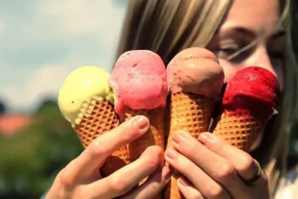 Înghețata și diabetul: Cum să te bucuri de desert fără a-ți compromite sănătatea