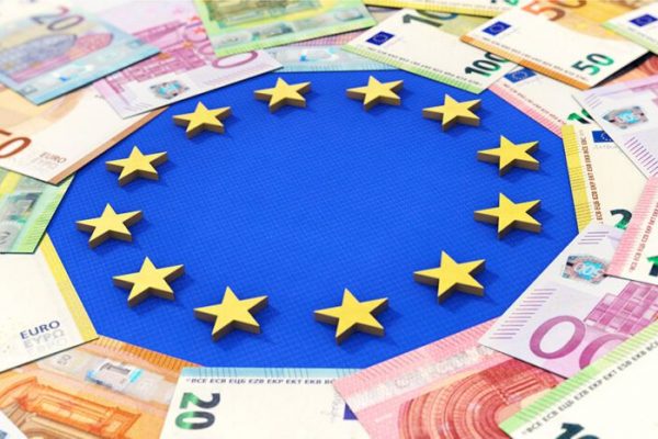 Salariul minim în România: O analiză comparativă în contextul Uniunii Europene
