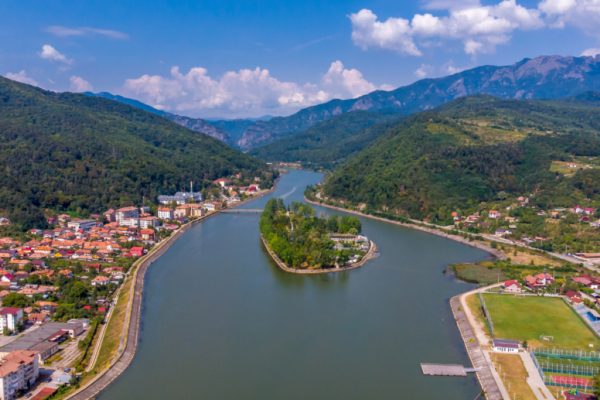 Călimănești-Căciulata: O istorie fascinantă a stațiunii balneare care a vindecat imperii