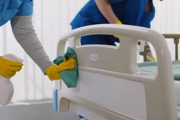 Impactul clorhexidinei în spitale: O analiză a riscurilor de dezvoltare a bacteriilor rezistente