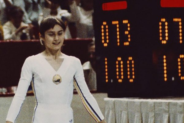 Întoarcerea Legendei: Nadia Comăneci Revine la Onești pentru a Sărbători 50 de Ani de la Primul 10 Olimpian