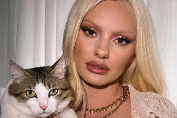 Alexandra Stan și Provocările Sarcinii: O Poveste de Curaj și Speranță