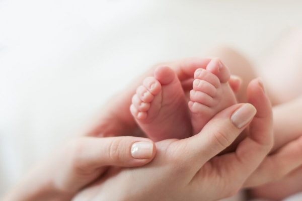 Impactul altitudinii asupra riscului de moarte subită la sugari: o analiză detaliată