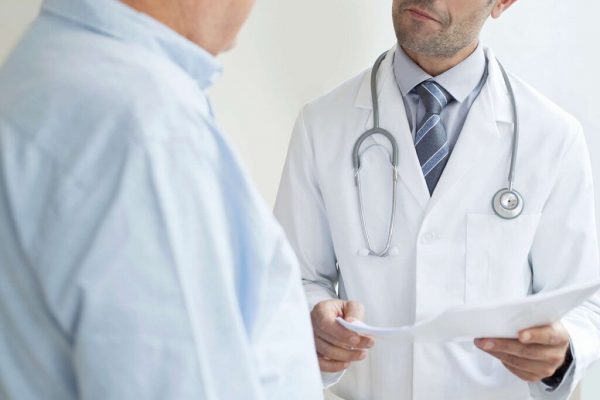Atenție la Amețeli: Semnul Ignorat al Hipertensiunii în Rândul Seniorilor