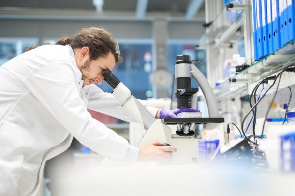 Cercetarea științifică a produselor fără fum: Philip Morris International și angajamentul față de un viitor sănătos