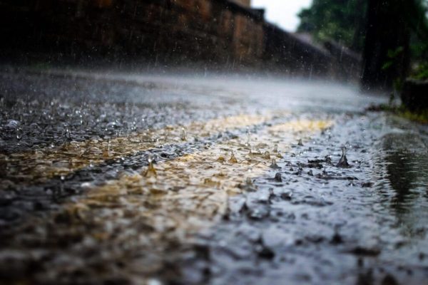 Prognoza Meteo pentru 22 Mai: Vreme Instabilă și Fenomene Extreme în România