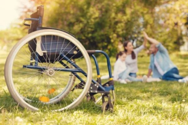 Scutiri fiscale pentru persoanele cu handicap grav și accentuat în 2026: O analiză detaliată a facilităților și impactului lor