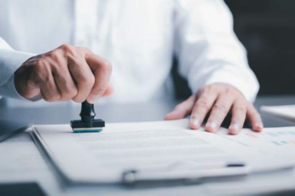 Diferențele Cruciale între Certificatul CES și Certificatul de Handicap: O Analiză Detaliată pentru Părinți