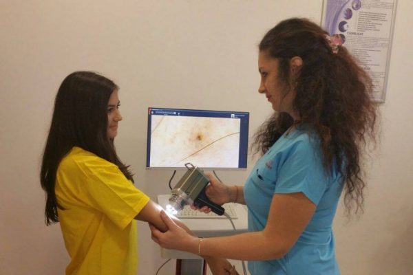 Semnele de pe piele care pot dezvălui probleme de sănătate: Ce trebuie să știm despre negi, veruci și HPV