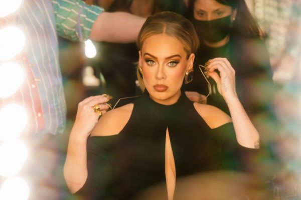 Transformarea Adele: O Călătorie Spre Echilibru Emoțional și Sănătate