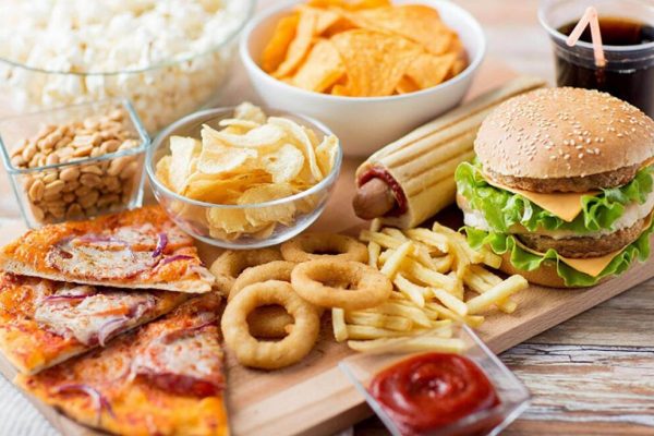 Riscurile ascunse ale produselor alimentare din hotelurile all inclusive: Ce trebuie să știm pentru a ne proteja sănătatea