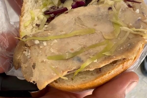 Riscurile consumului de alimente mucegăite: Ce trebuie să știi pentru a te proteja