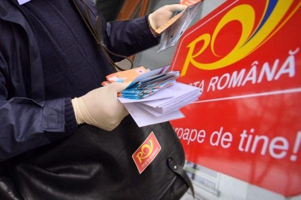 Ghid complet pentru pensionari: Ce să faci dacă nu ești acasă când vine poștașul cu pensia ta