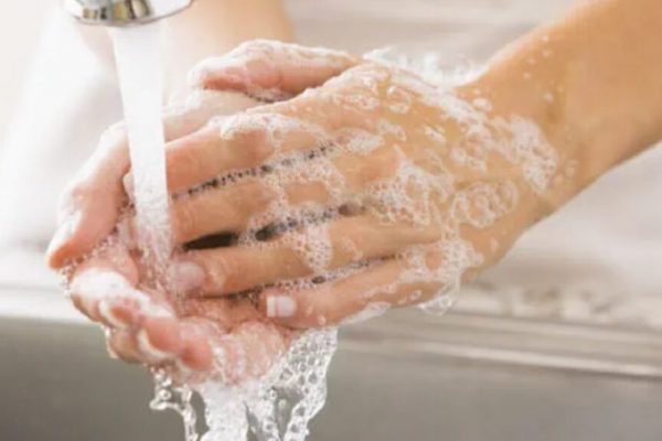 Igiena personală: 5 obiceiuri esențiale pe care le ignori și impactul lor asupra sănătății