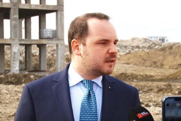 Criza personalului medical: Apelul lui Alexandru Rogobete pentru o reformă reală în sănătate