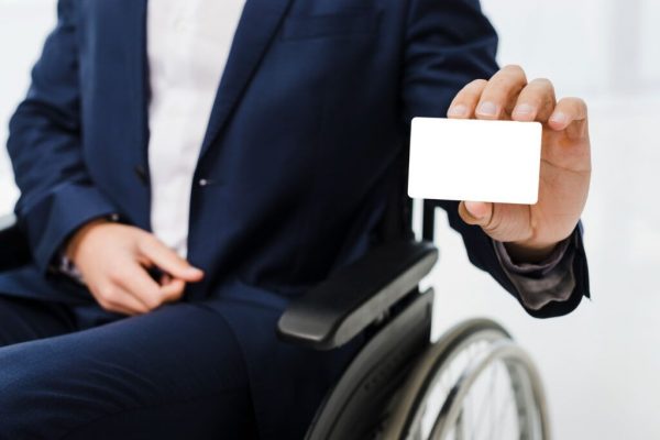Cardul European pentru Dizabilitate: Avantaje și Provocări în 2026