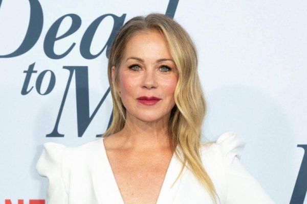 Christina Applegate: O luptă personală cu scleroza multiplă și impactul acesteia asupra vieții sale