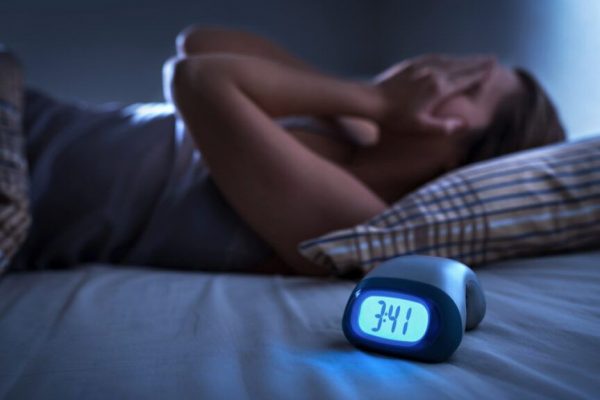 Problemele de somn după 50 de ani: semne de alarmă sau schimbări naturale?