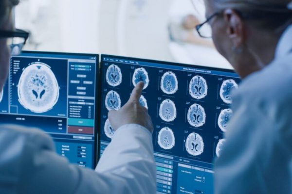 Impactul Noilor Reguli CNAS asupra Accesului Pacienților la Investigațiile CT și RMN: O Analiză Detaliată