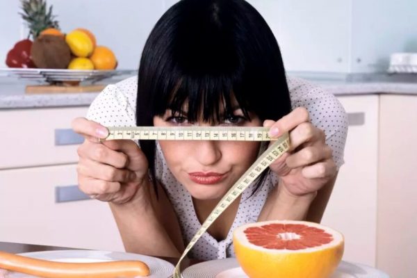 Inovație Revoluționară în Tratamentul Obezității: Gastroplastie Endoscopică fără Bisturiu