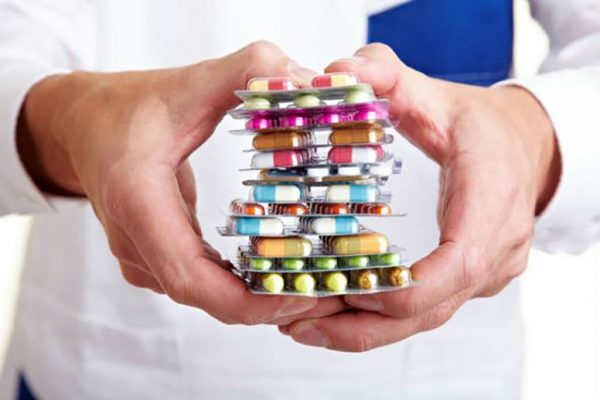 Criza Medicamentelor pentru Tulburări Digestive: Ce Înseamnă Suspendarea Colebil și Panzcebil pentru Pacienți