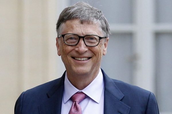 Bill Gates și viitorul muncii: Cele patru meserii care vor supraviețui avansului inteligenței artificiale