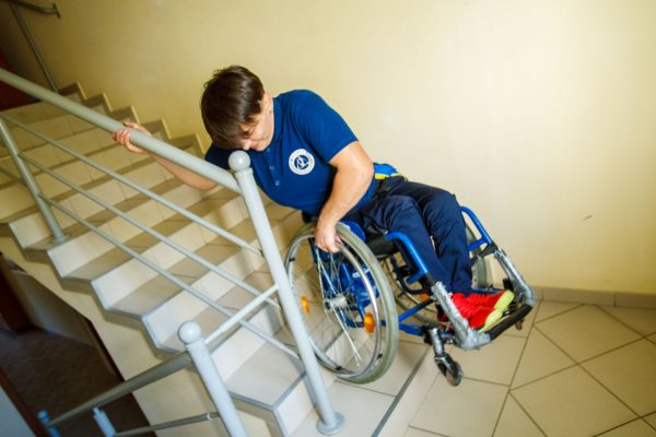 Modificările ajutoarelor pentru copiii cu handicap în 2026: O analiză detaliată a impactului și implicațiilor sociale