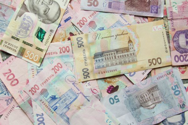 Pensionarii și ajutoarele financiare: Cum poate beneficia o familie de pensii de urmaș în 2026