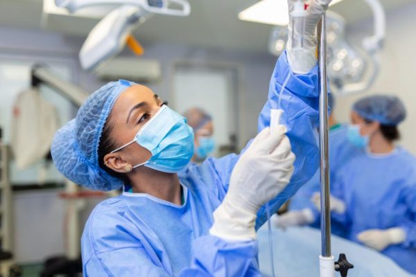 Modificările Salariale din Sănătate: Ce Impact Vor Avea Asupra Medicilor, Asistentelor și Infirmierelor?