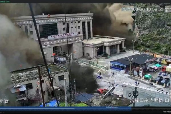 Viitură devastatoare în Himalaya: O tragedie în umbra schimbărilor climatice