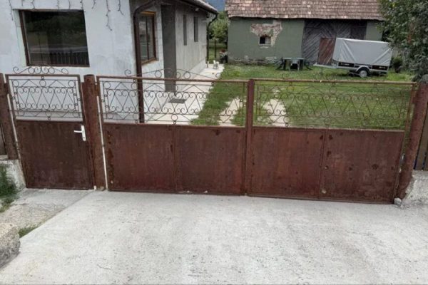 Confuzii și Amenzi: Drepturile de Proprietate asupra Spațiilor Publice din Fața Casei Tale