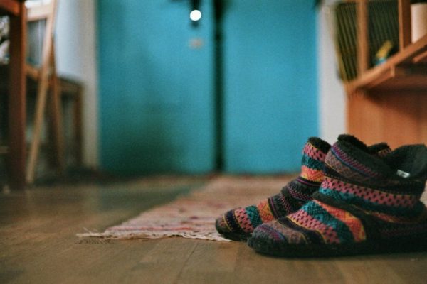 Impactul Organizării Pantofilor Asupra Energiei din Locuință: O Analiză Feng Shui