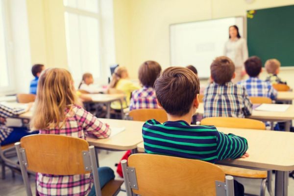 Sprijinul Financiar pentru Copiii cu Cerințe Educaționale Speciale: O Privire Detaliată asupra Drepturilor și Beneficiilor în Anul Școlar 2026-2027