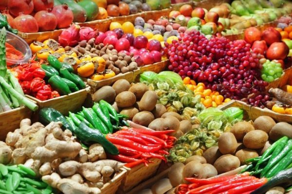 Controalele ANSVSA: 15 tone de legume retrase din piață din cauza fraudei de origine