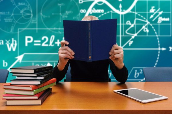 Tehnica Feynman: Cheia Învățării Eficiente a celor Mai Inteligenți Oameni